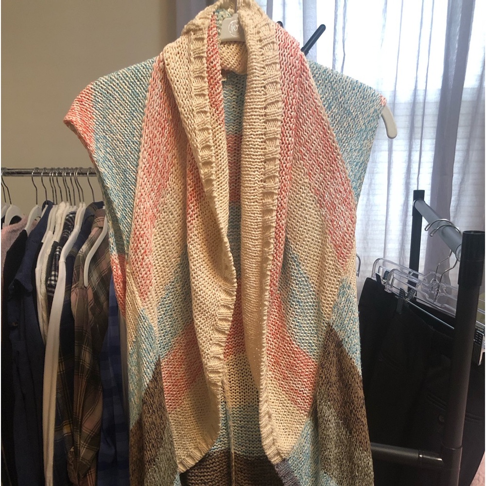 Women’s sweater vest